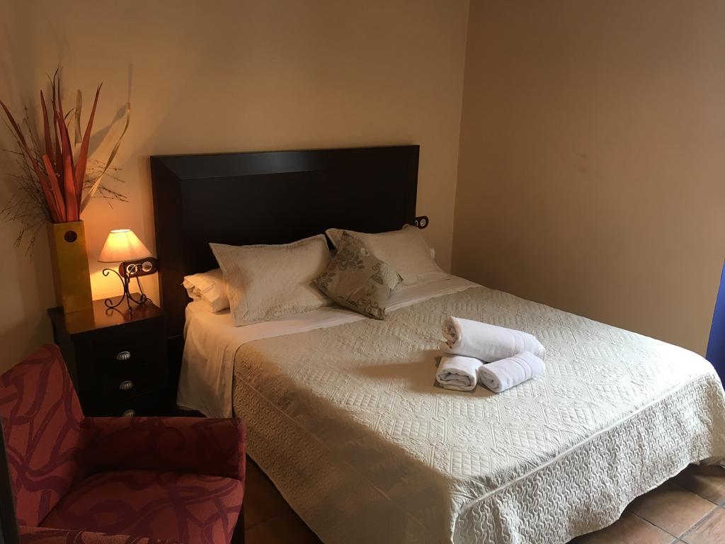 Apartamentos Victoria Bujalance Exteriör bild