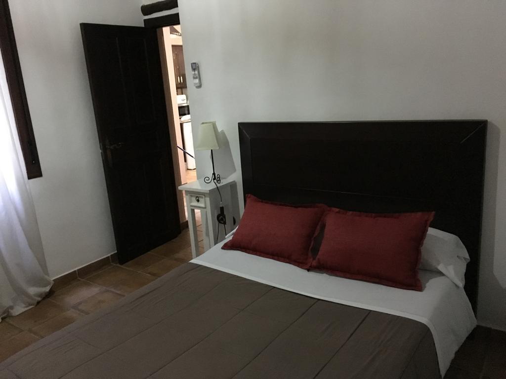 Apartamentos Victoria Bujalance Exteriör bild