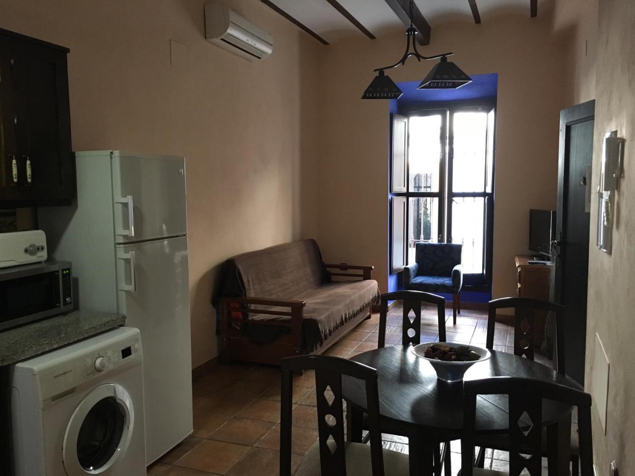 Apartamentos Victoria Bujalance Exteriör bild