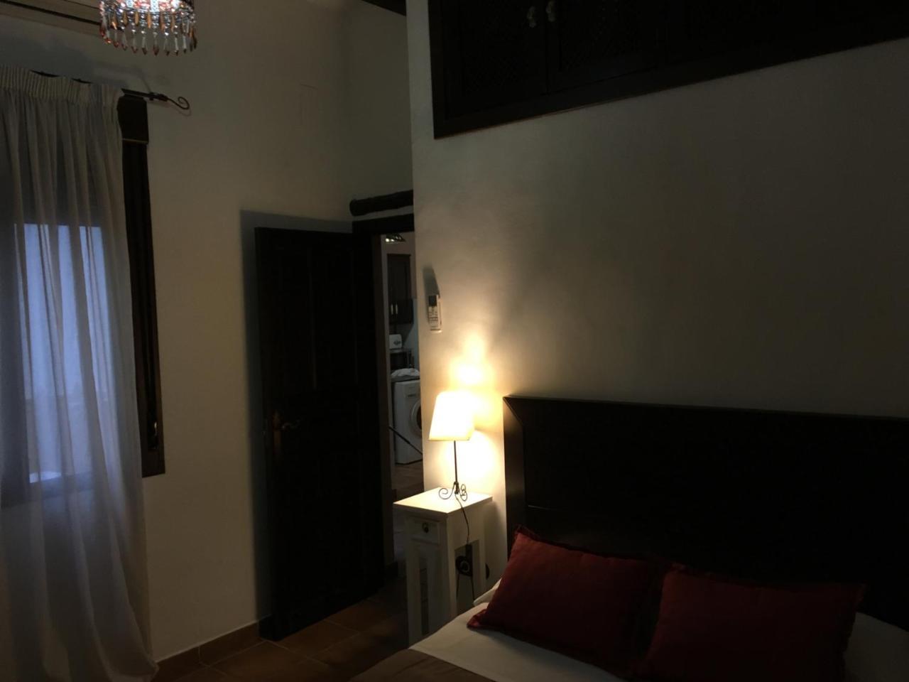 Apartamentos Victoria Bujalance Exteriör bild
